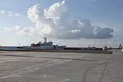 2015年12月碼頭竣工時，新北艦（CG-127）停泊太平島碼頭。