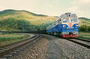 路線：綏佳線列車：东风4C型柴油机车