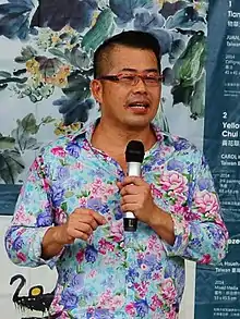 服裝設計師林國基於開幕策展