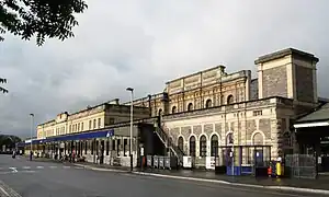 埃克塞特火車站