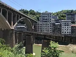 赶水立交和松藻矿专用线綦江大桥