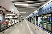 4号线往航天新城站站台 (2020年12月)