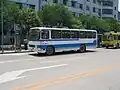 1980-2005年2路使用的长江牌6921型客车