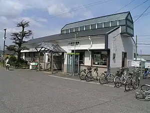 伊予土居站外貌（2007年）