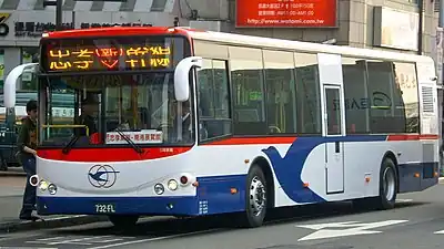 三陽金龍生產之XMQ6121G第一代造型（已淘汰）