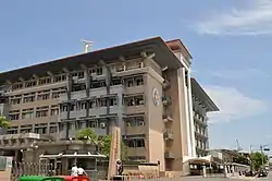 旗津校區正門