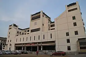 逸夫楼，政治与公共管理学院、艺术学院