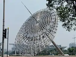位于浦东世纪大道花木街道辖境内的东方之光。