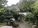 花园中的月门