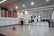 广深动车组候车室大堂