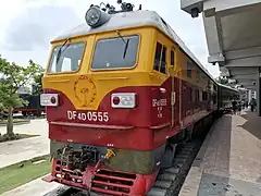 东风4D型柴油机车，DF4D0555号