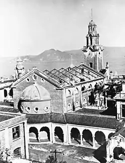1946年大樓遺下二戰間遭破壞的痕跡