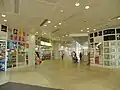 翻新前的雍盛商場地下東面