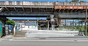 南武線車站入口（2023年5月）