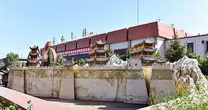 嘉峪关站
