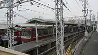 2號線發車的高砂始發快特往京急久里濱（2015年4月）