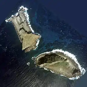北小島與南小島