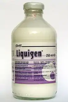 一個 250 毫升玻璃瓶 Liquigen,一種白色不透明液體