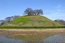 丸墓山古墳