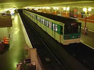 站台层
