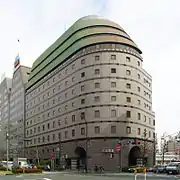 日清食品控股東京本社