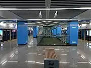 站台，可见为  15号线预留的换乘节点 (2023年4月)