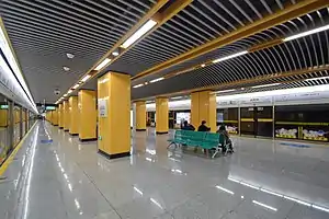 曲阜路站12号线站台