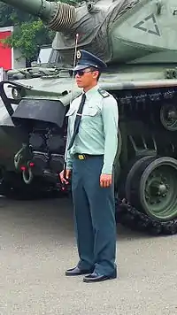 著陸軍甲式軍便服中華民國陸軍裝甲兵上士