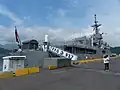 2013年中正軍港營區開放活動清晨，停泊11號碼頭的淮陽軍艦右後方。