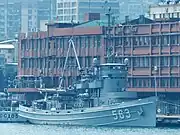 基隆港內的大台軍艦