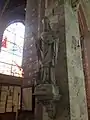 圣撒多宁雕像