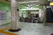 都營新宿線閘口（2007年3月26日）