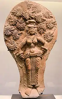 印度巽伽王朝（公元前2—前1世紀）的夜叉女，現藏於巴黎吉美博物館