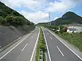 從高松西交流道往下行線方向