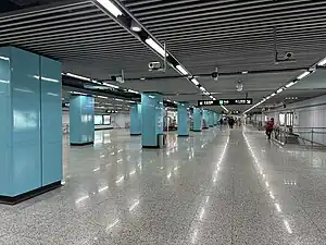 隆昌路站站厅