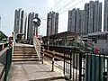 車站西北面與美樂花園部份樓宇（2021年3月）