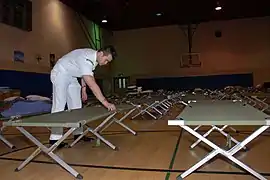 美國海軍基地裡的鋁合金支加馬閘床