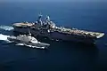 2010年6月，好人理查號在太平洋上與近岸戰鬥艦自由號（英语：）（USS Freedom LCS-1）正在進行海上補給工作。