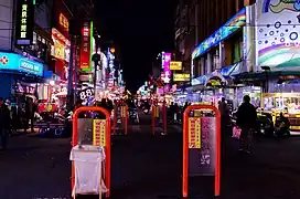 文化路近蘭井街向南望