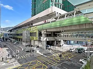 黃竹坑站外觀（2023年12月）