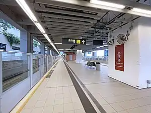 烏溪沙站月台（2021年7月）