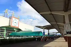 站房侧的站台