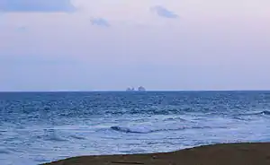 香水湾和双帆石