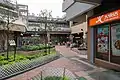 內園的地舖以食品和超市為主