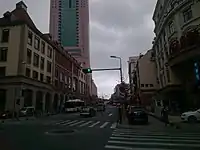 自中山路湖南路路口向北视角，今貌